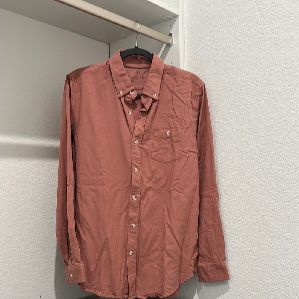 Men's Rust Button-Up Shirt
